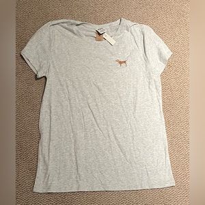 PINK T-Shirt
Size: XL